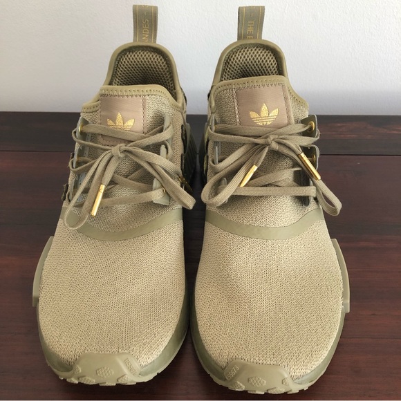 Adidas Olive Green Velvet NMD R1 Size 9W - Picture 3 of 7